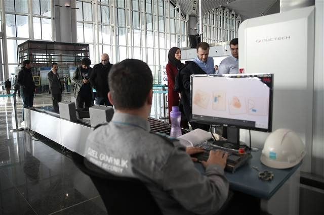 İstanbul Havalimanında ilk ticari uçuşu THY yaptı