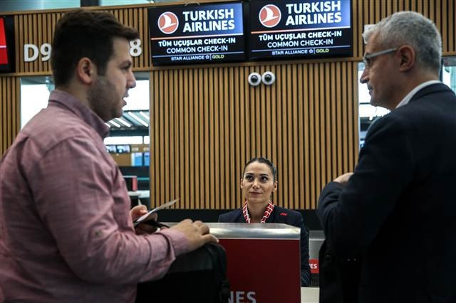 İstanbul Havalimanında ilk ticari uçuşu THY yaptı