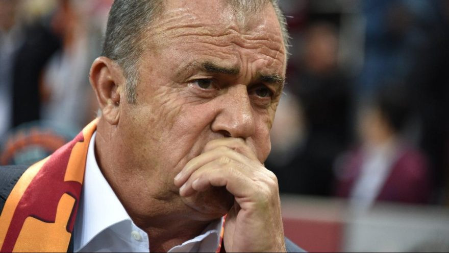 Erman Toroğlundan olay sözler... Fatih Terimle top gibi oynuyor