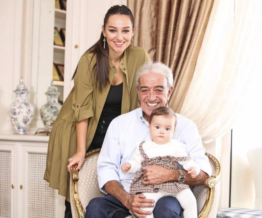 İşte Edip Akbayramın kızı... Babamla gurur duyuyorum