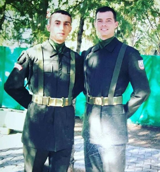 İşte asker Çağatay İşte asker Çağatay