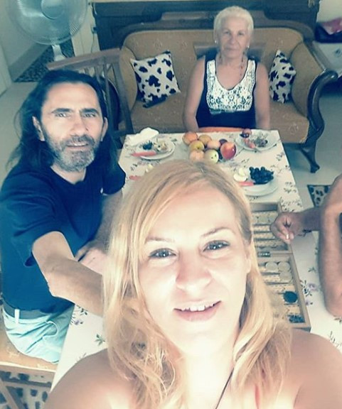 Ünlü oyuncu 55 yaşında baba oluyor Gün değil saat sayıyoruz Ünlü oyuncu 55 yaşında baba oluyor Gün değil saat sayıyoruz