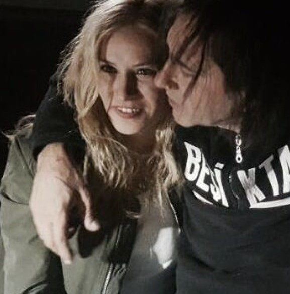 Ünlü oyuncu 55 yaşında baba oluyor Gün değil saat sayıyoruz Ünlü oyuncu 55 yaşında baba oluyor Gün değil saat sayıyoruz