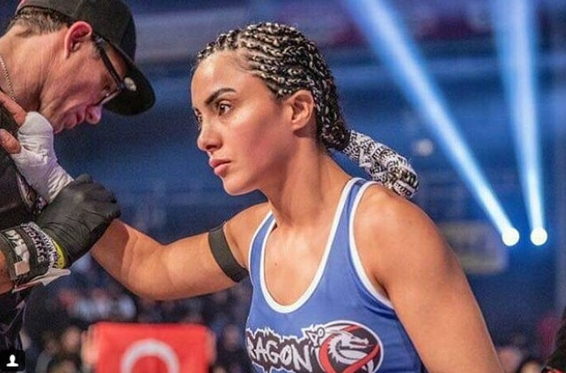 Kaldırın şu fotoğrafı sinirim bozuluyor Kaldırın şu fotoğrafı sinirim bozuluyor