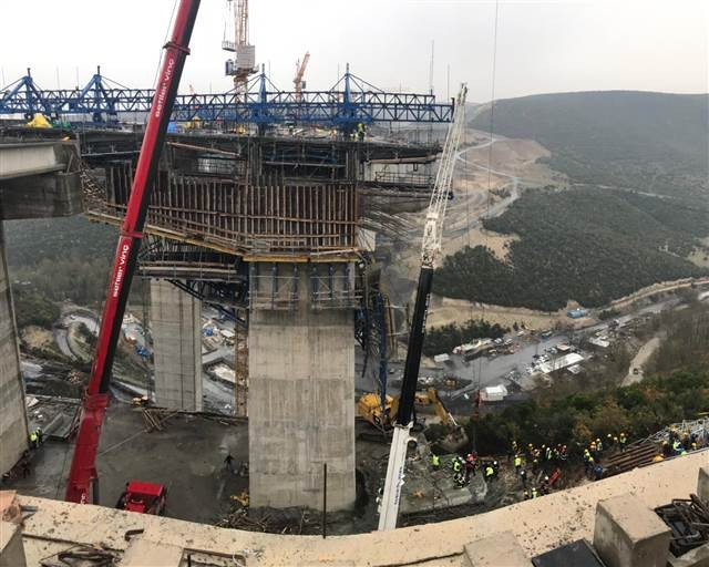 Viyadük çalışmasında feci olay