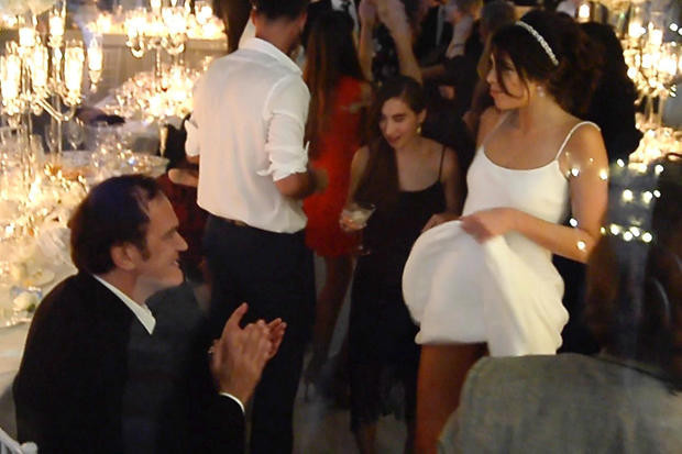 Ünlü yönetmen 55 yaşında ilk evliliğini yaptı