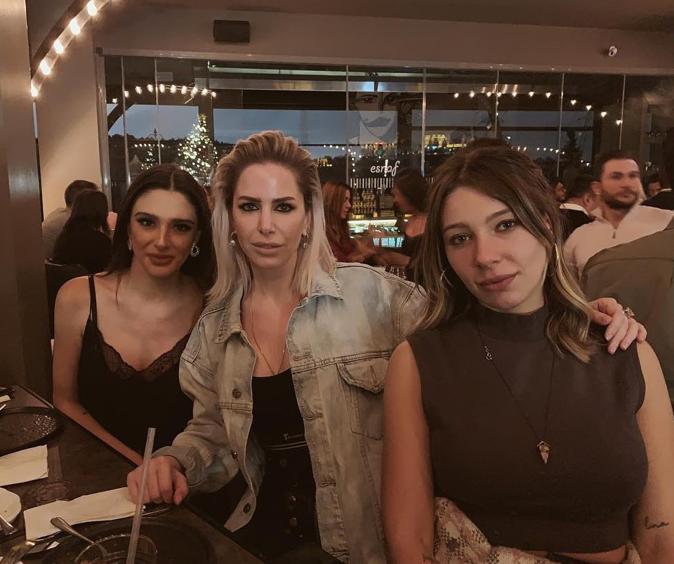 Arda Turan’dan eşine milyonluk jest