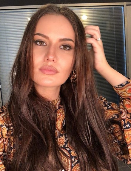 Fahriye Hanım hamilelik çok yakışmış Dikkat çeken detay