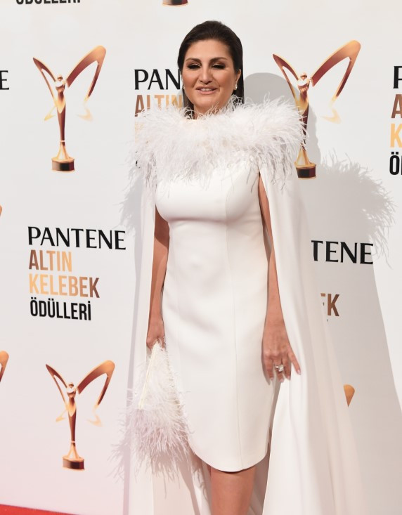 Neden dizilerde rol almıyorsun diyorum