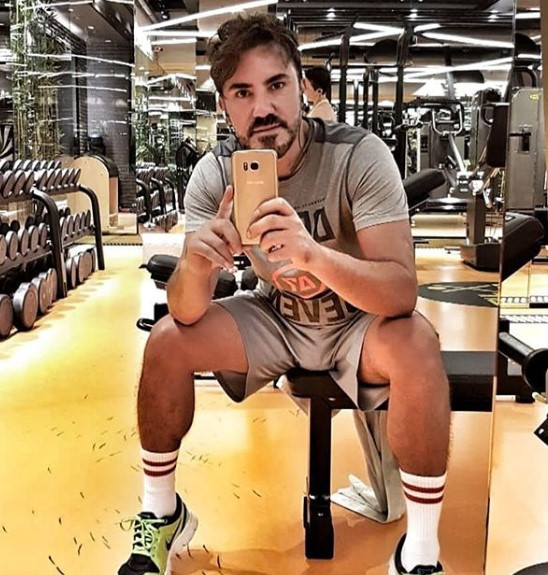 Faruk Kdan yıllar sonra gelen itiraf: O şarkı sayesinde apartman aldım