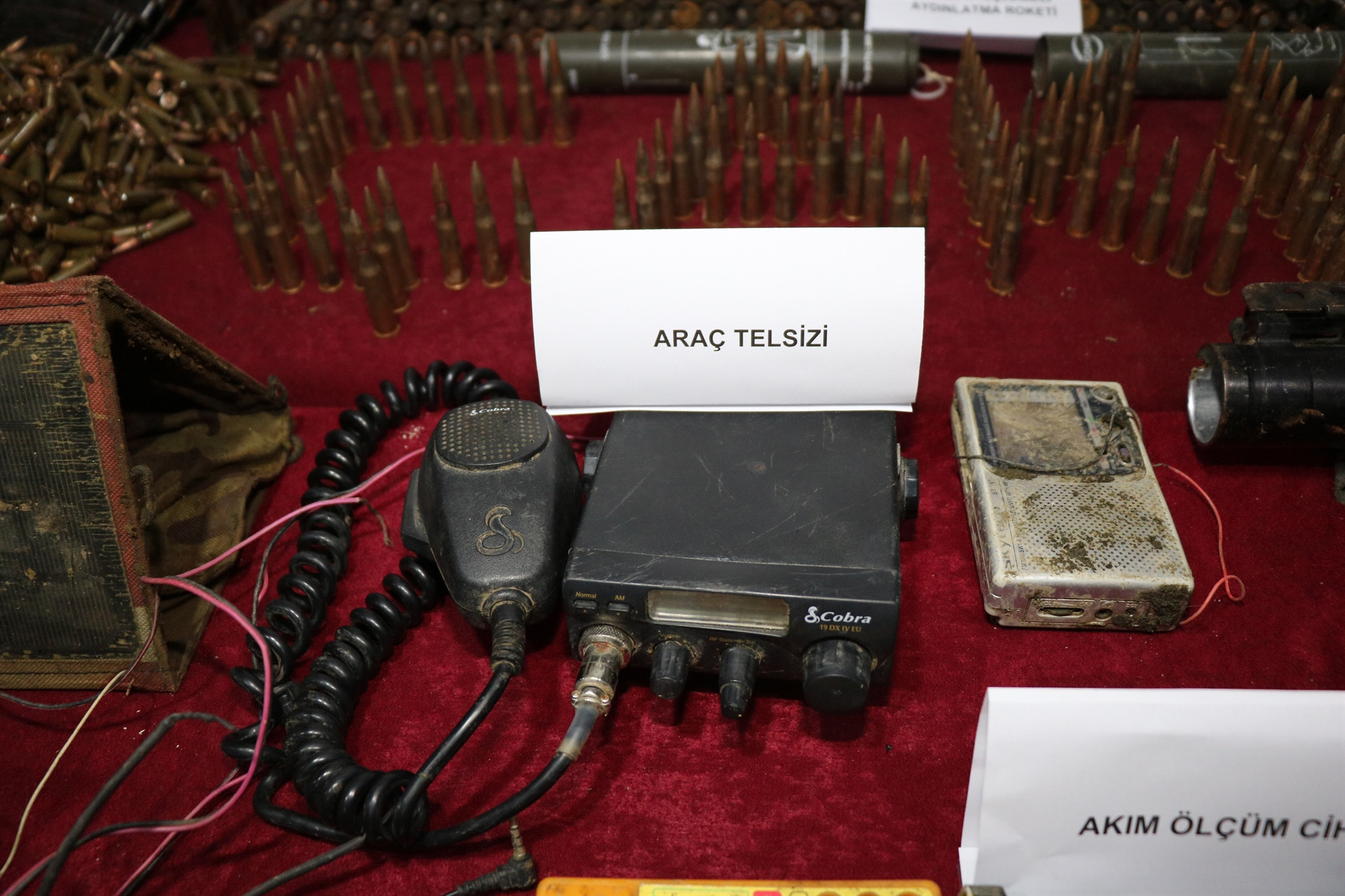 Terör örgütüne darbe 23 sığınak ve barınak bulundu