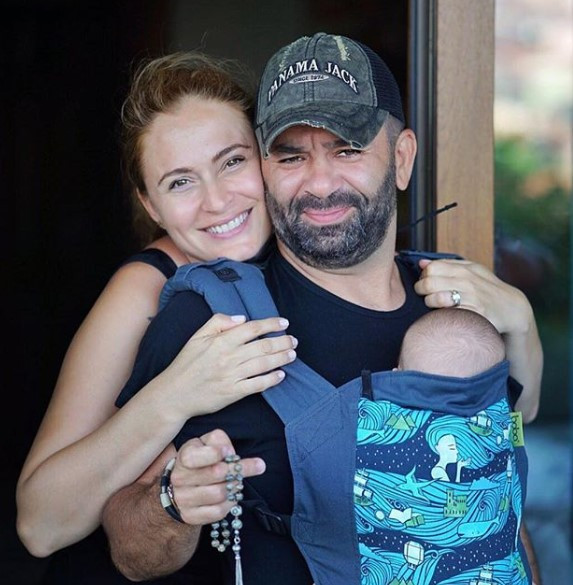 Sanatçıya biraz saygı