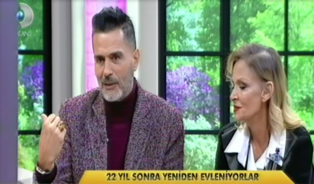 Canlı yayında şaşırtan evlilik teklifi