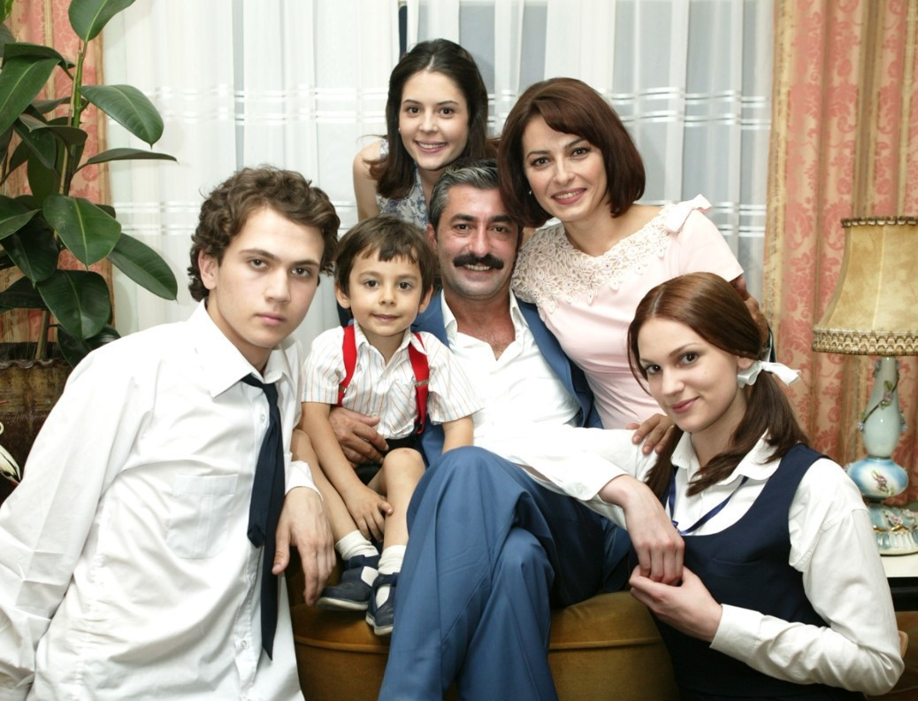 Öyle Bir Geçer  Zaman ki (2010-2013) Puanı: 47