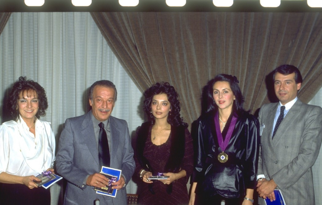 Kartallar Yüksek  Uçar (1983-1984) Puanı: 37