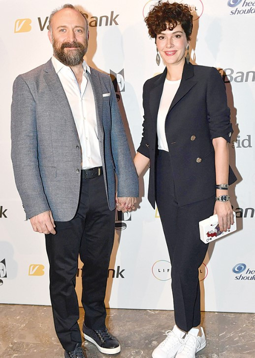 Alice Müzikali ilk kez sahnede Alice Müzikali ilk kez sahnede