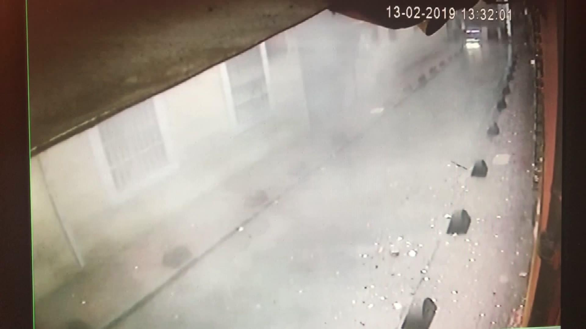 Manukyana ait eski binada çökme