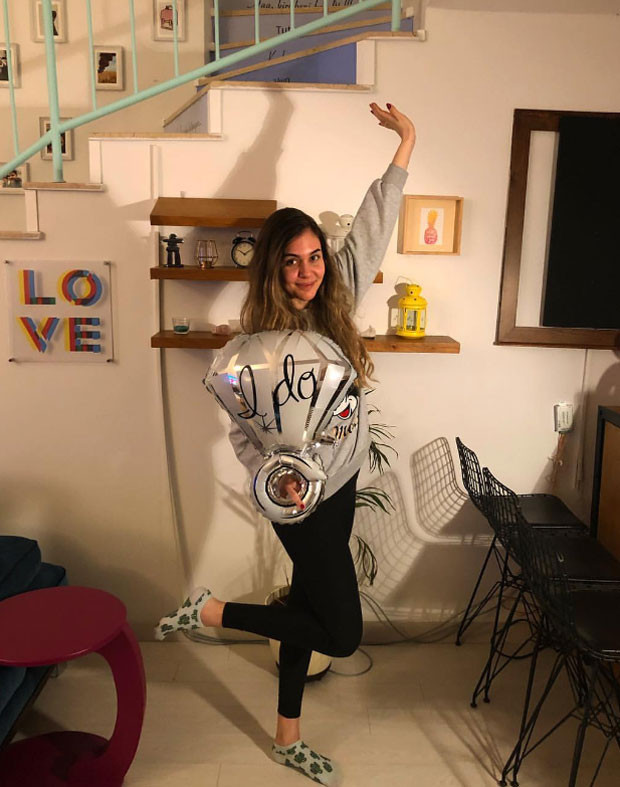 Yüzük ile dalga geçenlere yanıt