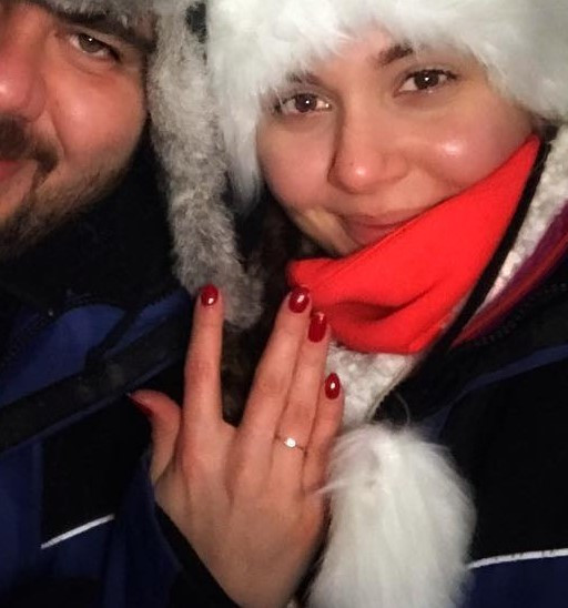 Yüzük ile dalga geçenlere yanıt