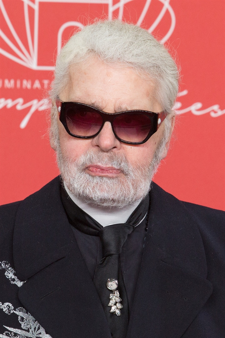 Bir moda dehasının hayatından kareler Bir moda dehasının hayatından kareler