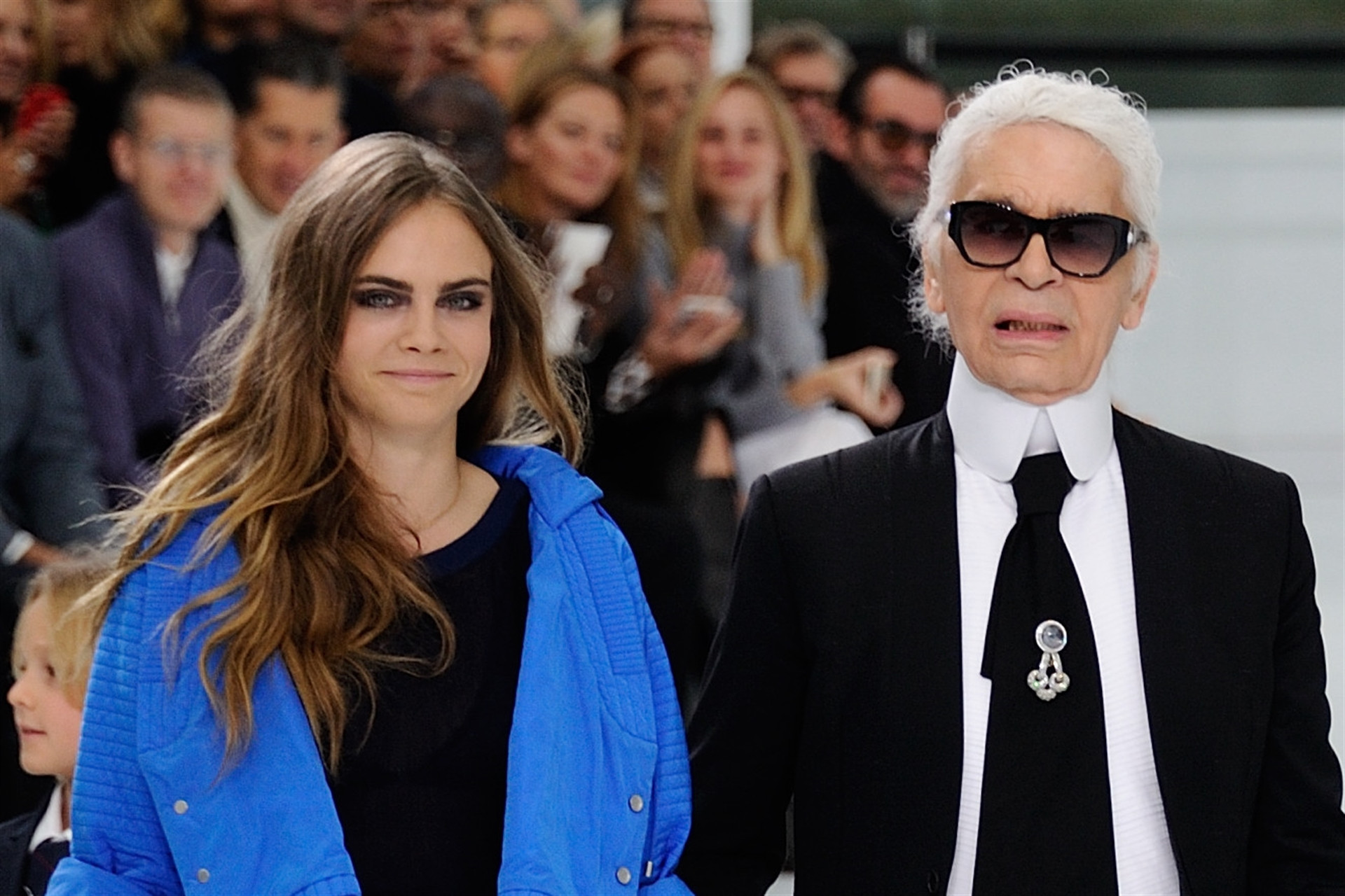 Bir moda dehasının hayatından kareler Bir moda dehasının hayatından kareler