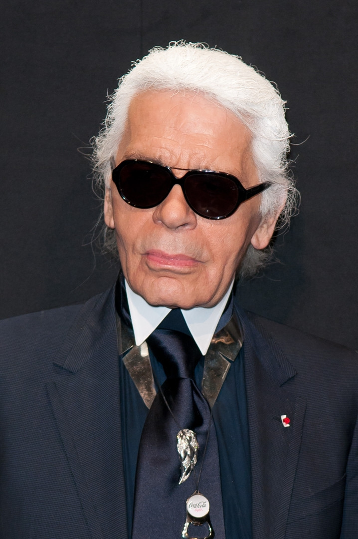 Bir moda dehasının hayatından kareler Bir moda dehasının hayatından kareler