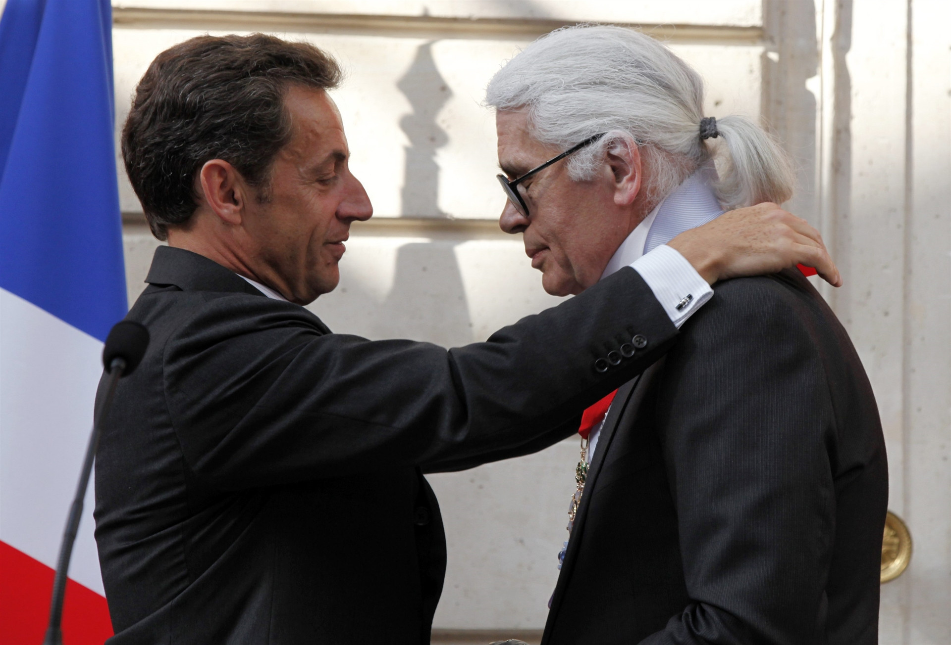 Bir moda dehasının hayatından kareler Bir moda dehasının hayatından kareler