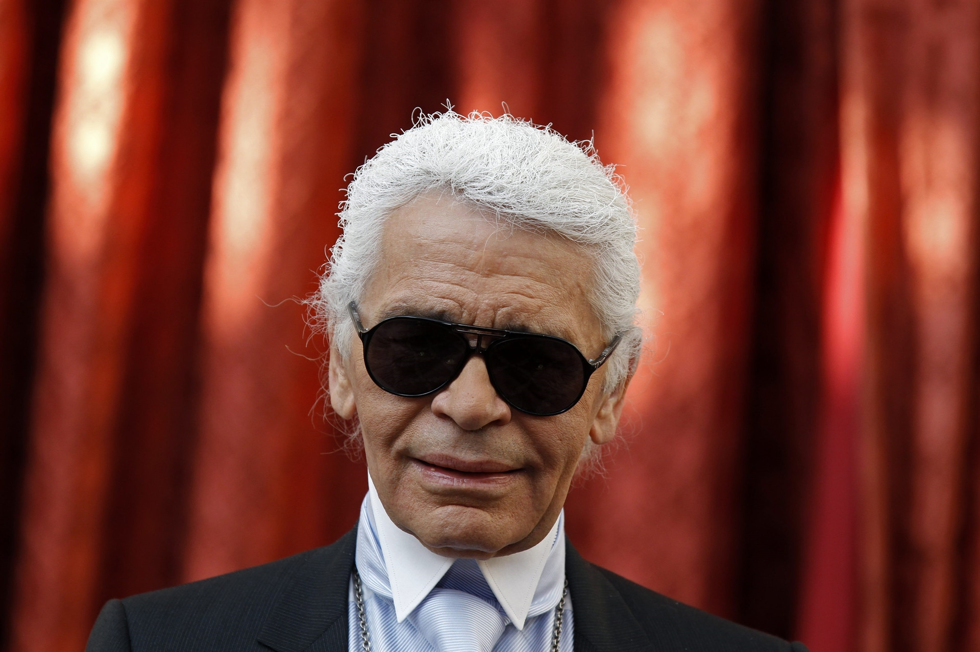 Bir moda dehasının hayatından kareler Bir moda dehasının hayatından kareler