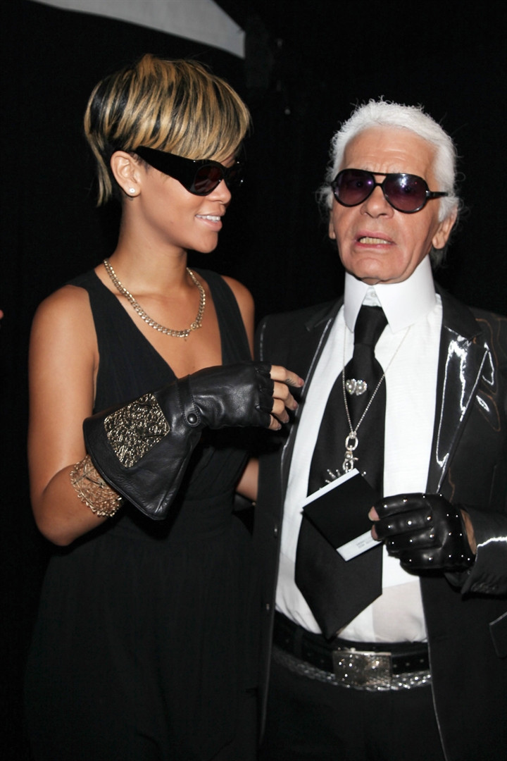 Bir moda dehasının hayatından kareler Bir moda dehasının hayatından kareler