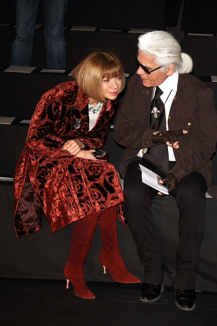 Bir moda dehasının hayatından kareler Bir moda dehasının hayatından kareler