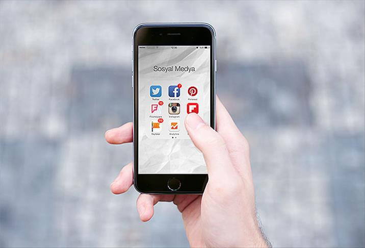 Dünyanın en zengini akıllı telefonu bile yok Sadece 3 saat uyuyarak... Dünyanın en zengini akıllı telefonu bile yok Sadece 3 saat uyuyarak...