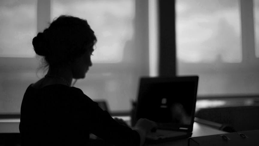 Dünyanın en zengini akıllı telefonu bile yok Sadece 3 saat uyuyarak... Dünyanın en zengini akıllı telefonu bile yok Sadece 3 saat uyuyarak...