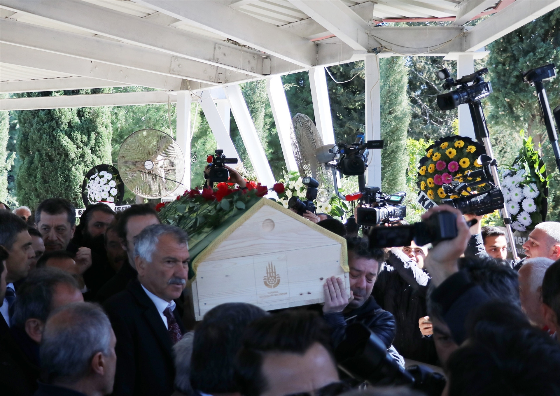 Aytaç Arman için Adanada cenaze töreni düzenlendi