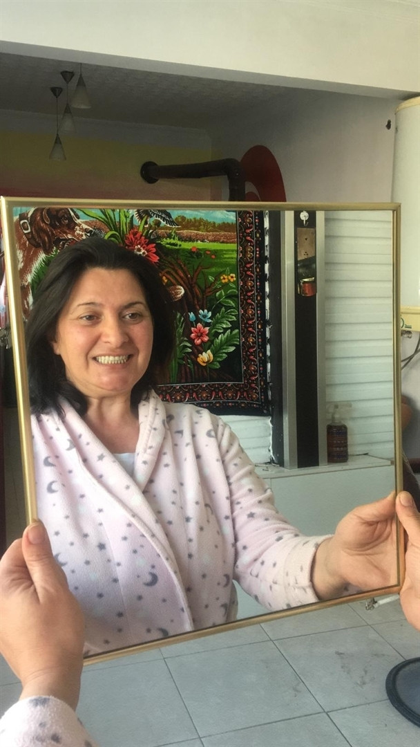Ağlayarak ötenazi isteyen acılı kadın aylar sonra ilk kez gülebildi