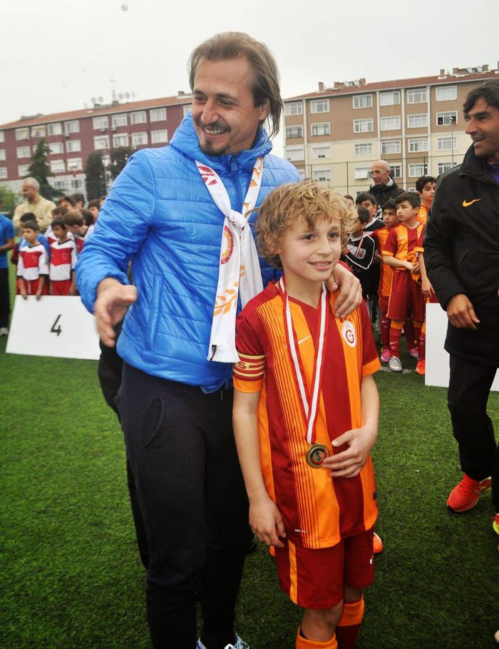 Florya ünlü futbolcunun oğlunu konuşuyor