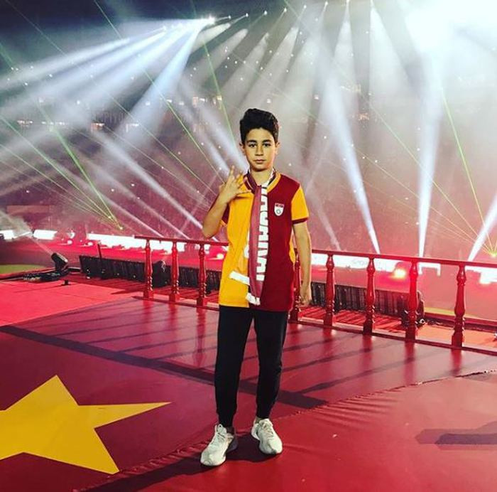 Florya ünlü futbolcunun oğlunu konuşuyor