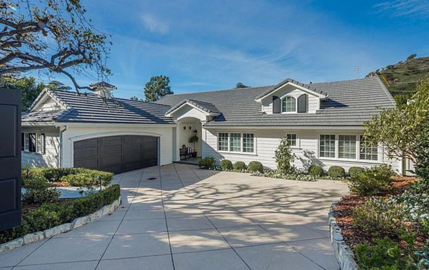 Bu ev eskidi, yenisini alacak