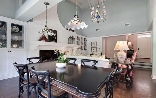 Bu ev eskidi, yenisini alacak