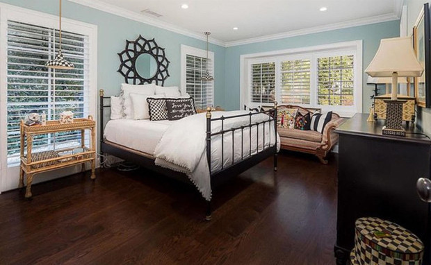 Bu ev eskidi, yenisini alacak