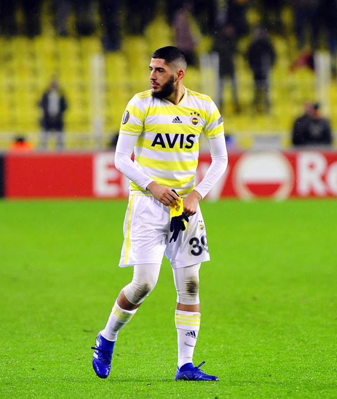 Yanal neşteri vuruyor 6 yıldız birden yolcu...