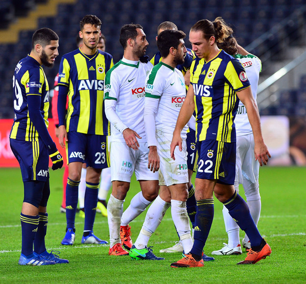 Yanal neşteri vuruyor 6 yıldız birden yolcu...