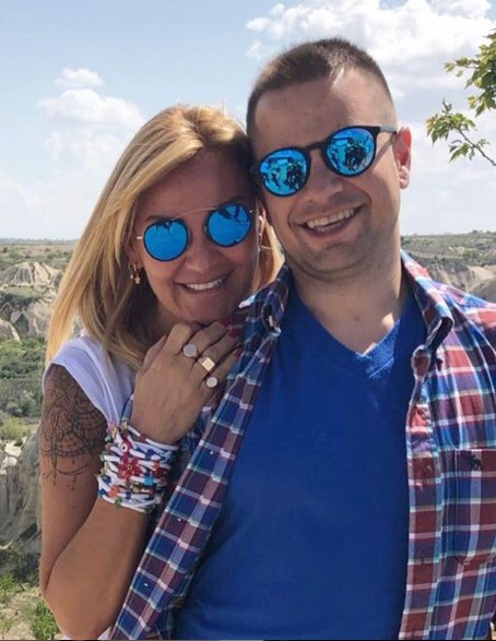 Demet Akalını çıldırtan yorum Bebeğinden utanmadığın belli Demet Akalını çıldırtan yorum Bebeğinden utanmadığın belli