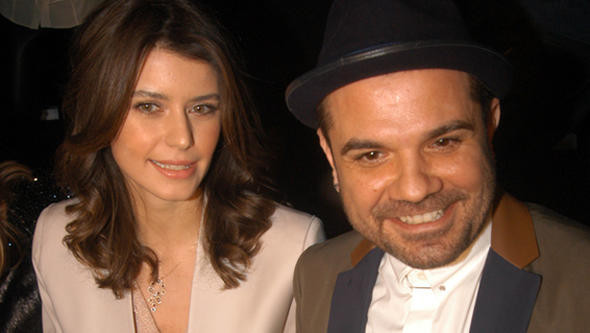 Demet Akalını çıldırtan yorum Bebeğinden utanmadığın belli Demet Akalını çıldırtan yorum Bebeğinden utanmadığın belli