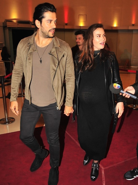 Karan çok tekmeledi