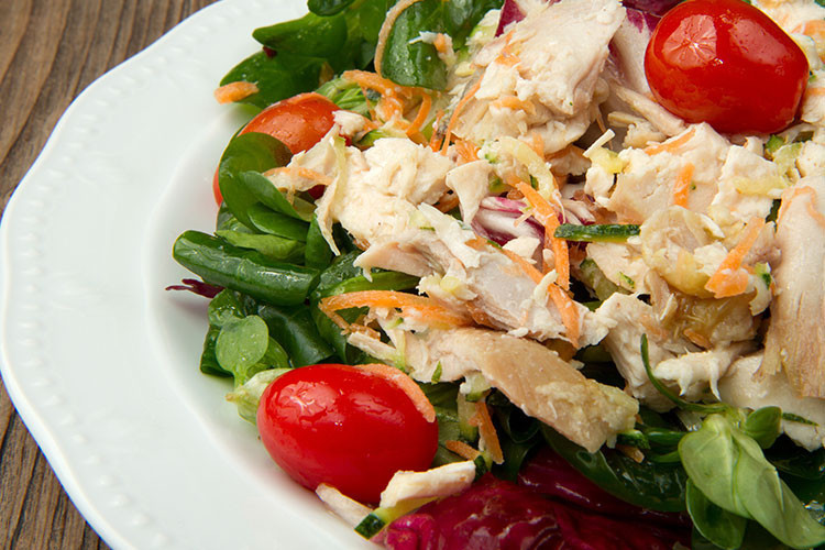 Diyet tavuklu salata tarifi