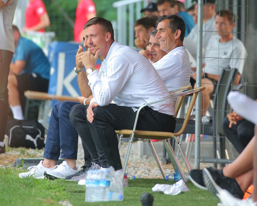 Anlaşmayı kabul etti Beşiktaşın yeni hocası....