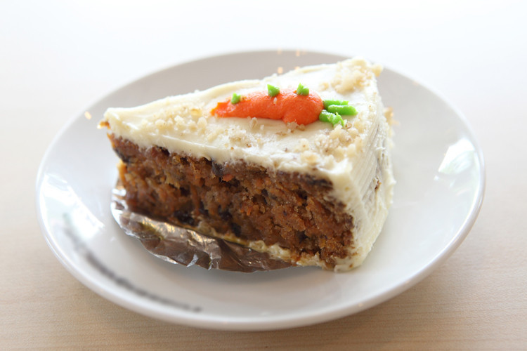 Havuçlu cevizli pasta tarifi