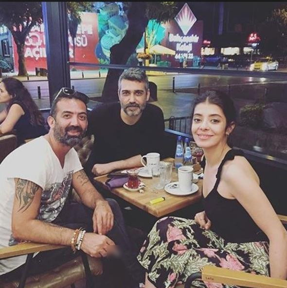 İlk kez el ele