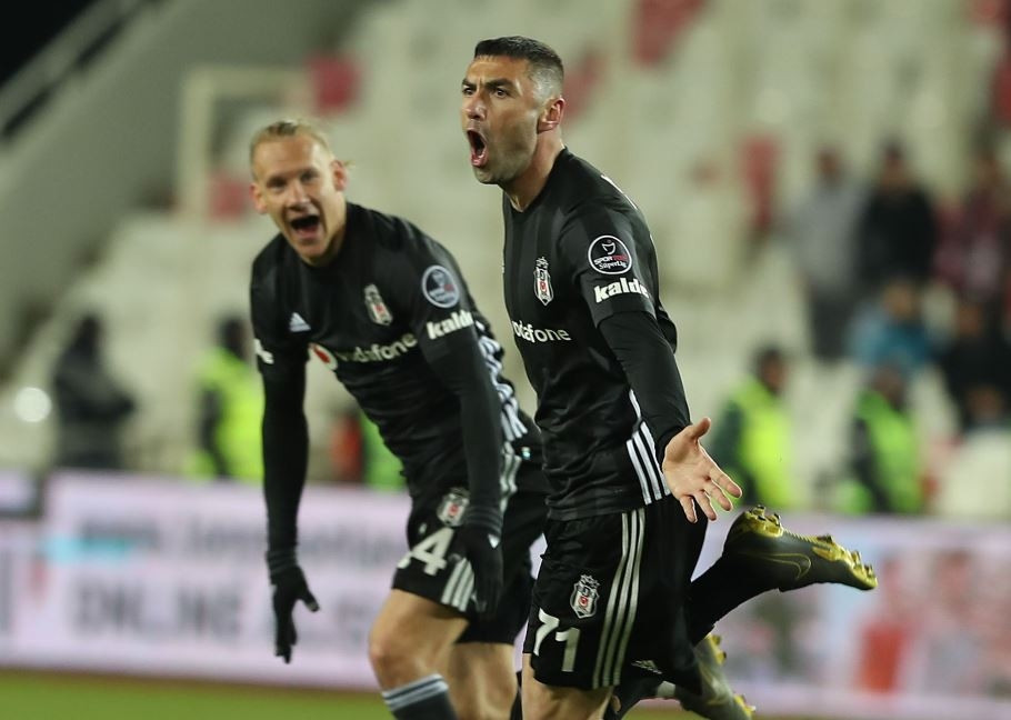 Frikik golü ortalığı salladı Ronaldo...