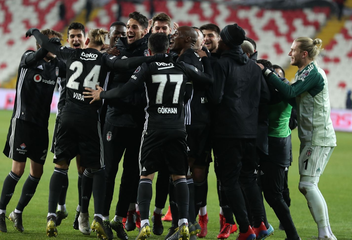 Frikik golü ortalığı salladı Ronaldo...
